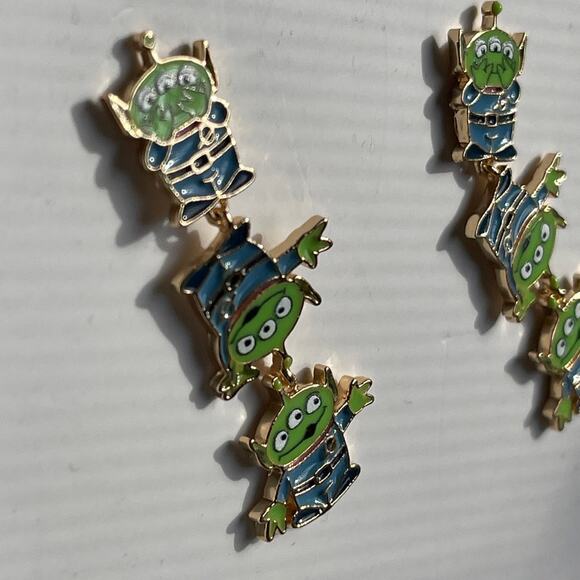Disney Pixar BaubleBar Toy Story Alien Stack Earring Triple Dangle Set Green NEW - Picture 6 of 7